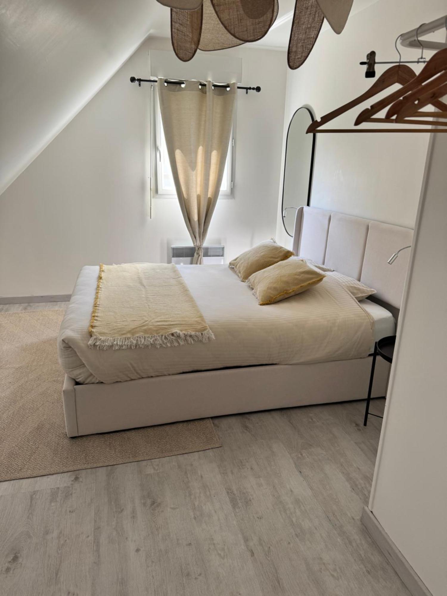 Maison De Vacances A Louer Mosles Екстериор снимка